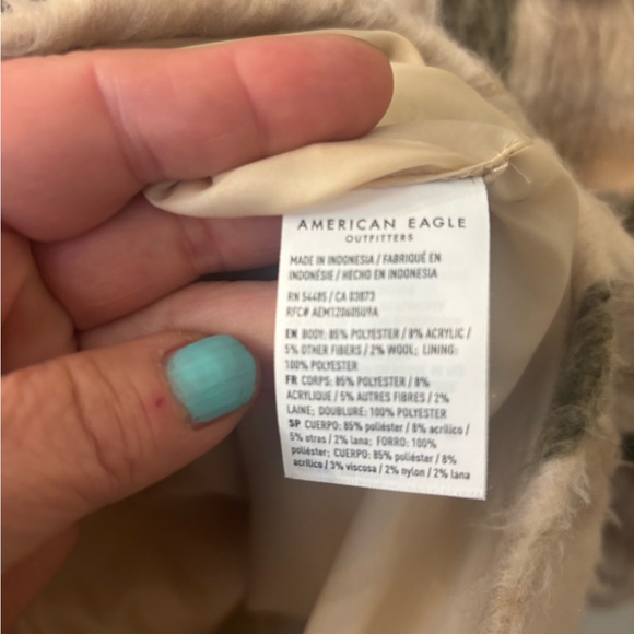 Plaid Faux Fur American Eagle  Jacket‎ - Picture 4 of 7